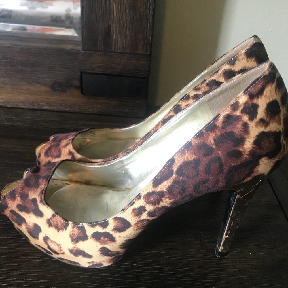 Guess shoes